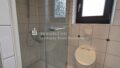 Dusche im Badezimmer DG