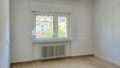 Blick in den Schlafraum im Obergeschoss