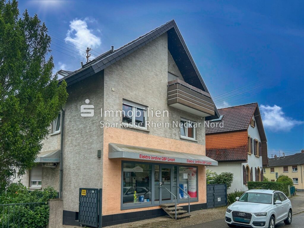 Straßenansicht