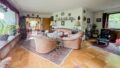 großes Wohnzimmer
