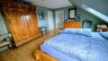 Schlafzimmer DG