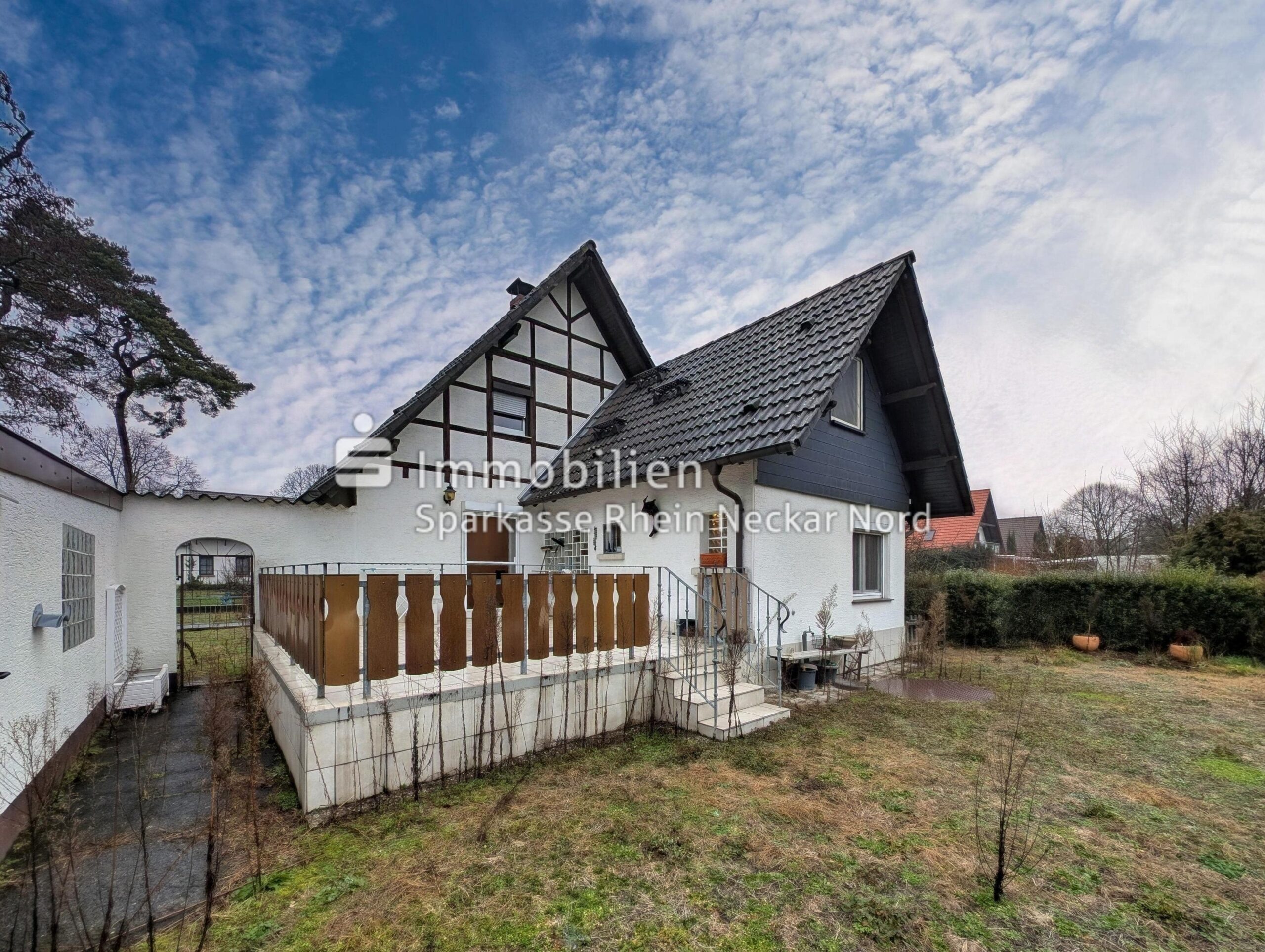 Rückwärtige Ansicht