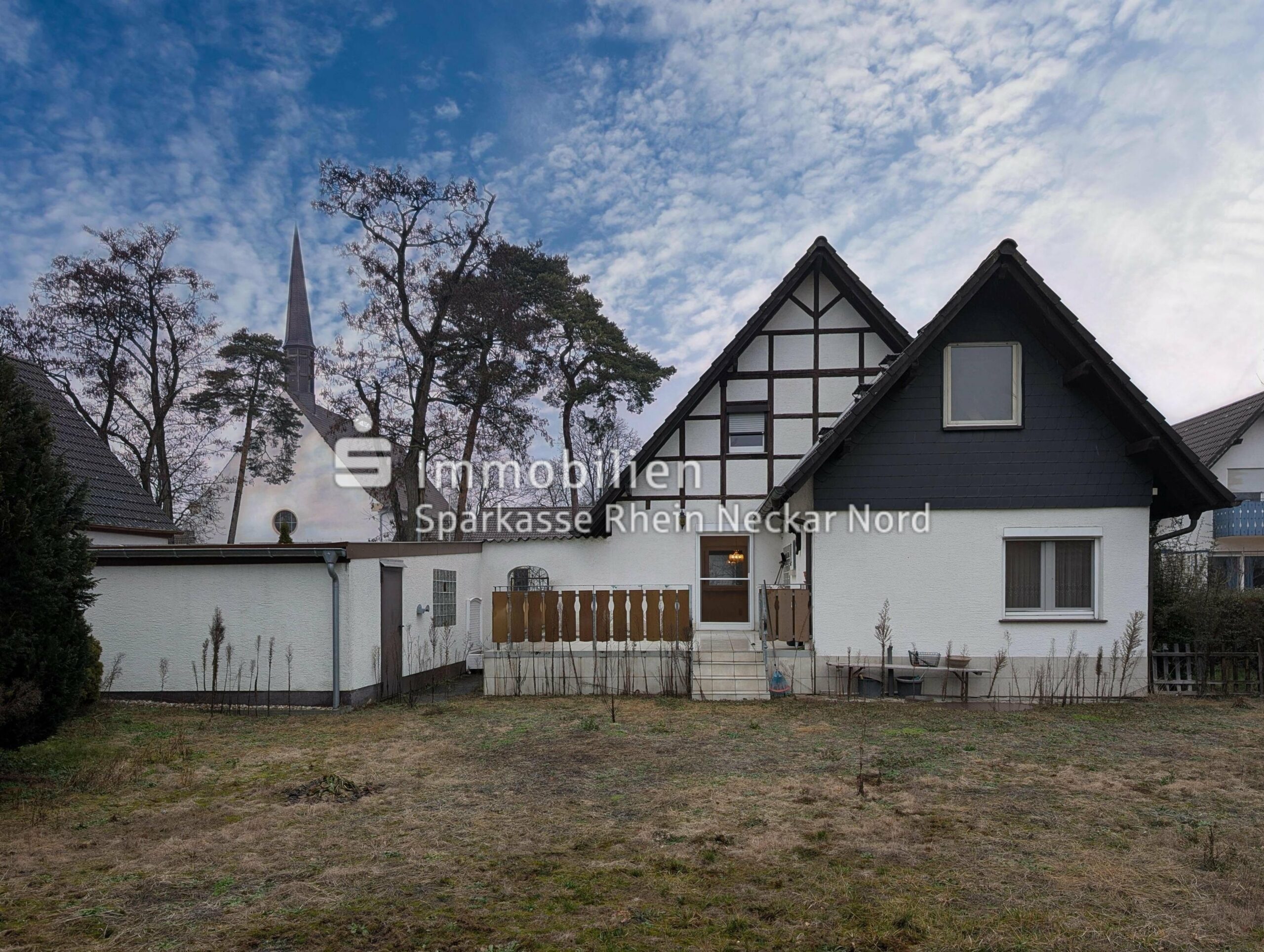 Rückwärtige Ansicht