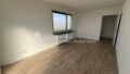 Wohnzimmer mit Blick zum Flur