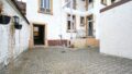 Teil des Hofs
