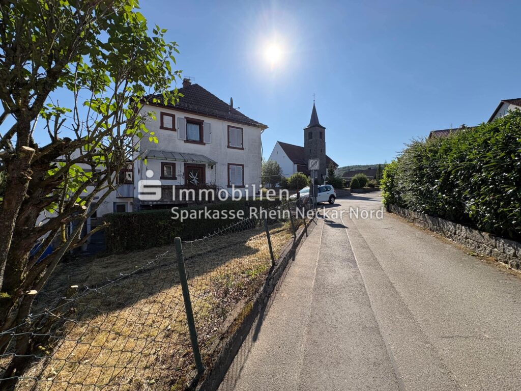 Grundstück Seite
