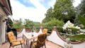 Terrasse mit Zugang z. Garten