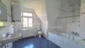 OG: Bad mit Wanne
