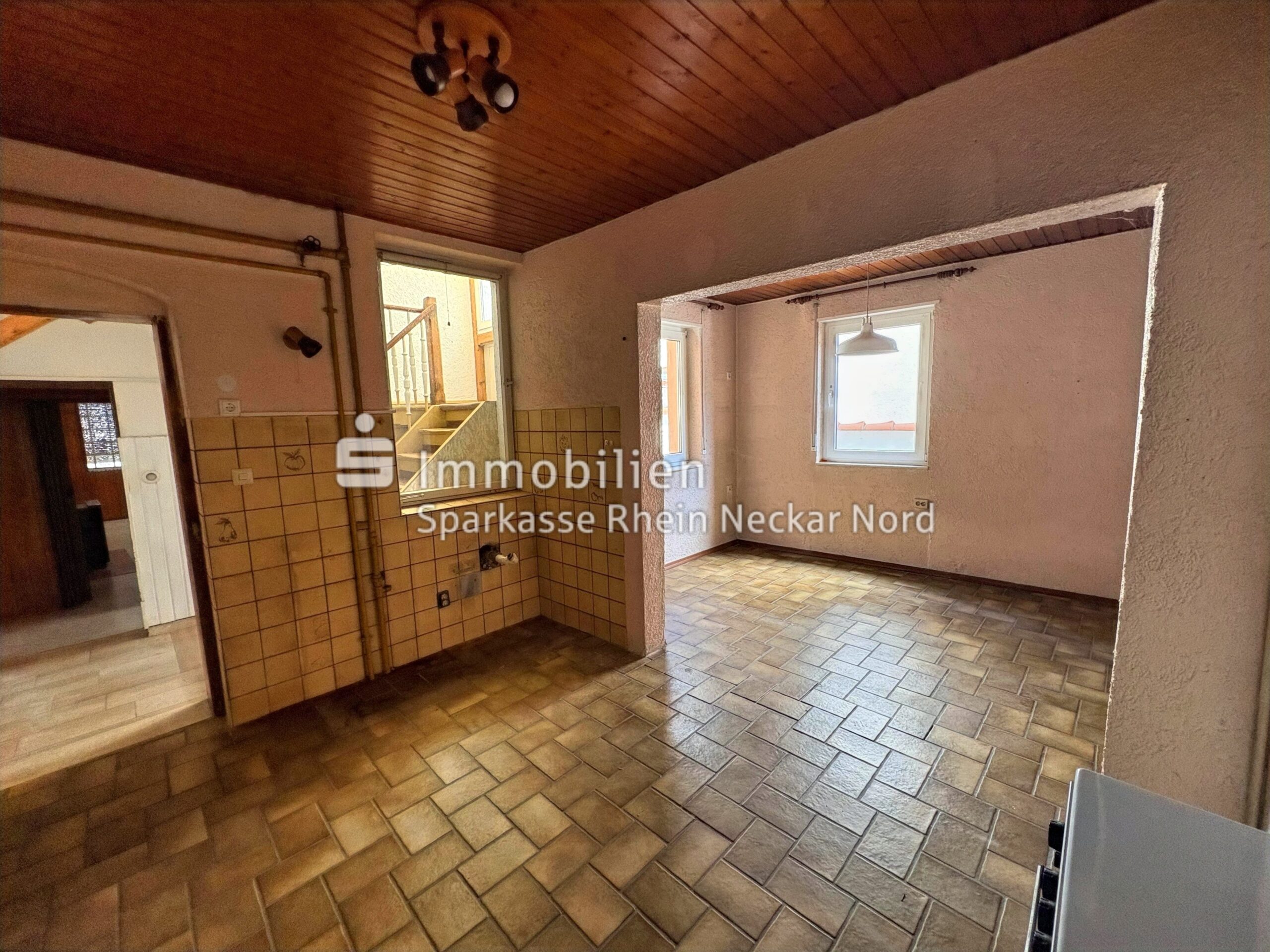 Küche und Esszimmer EG